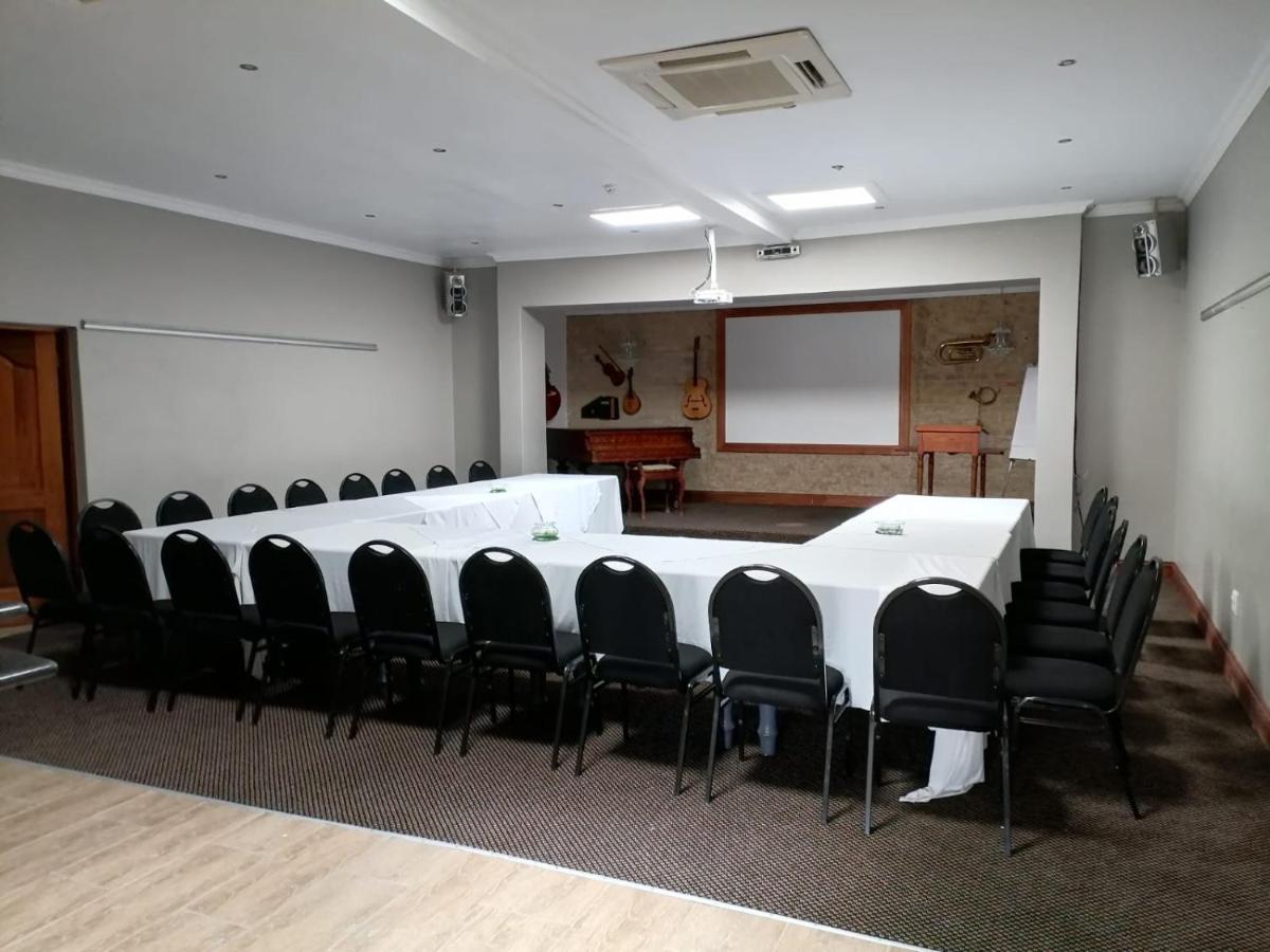 Issaquena Heights Boutique Hotel Книсна Екстер'єр фото