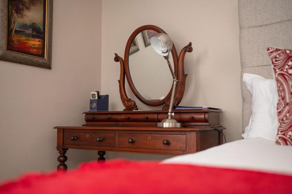 Issaquena Heights Boutique Hotel Книсна Екстер'єр фото