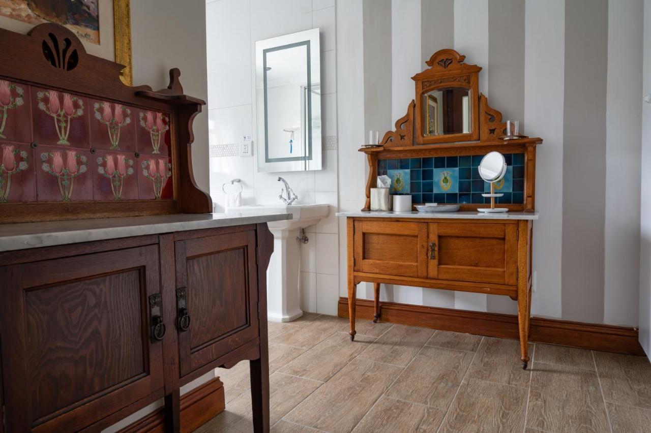 Issaquena Heights Boutique Hotel Книсна Екстер'єр фото